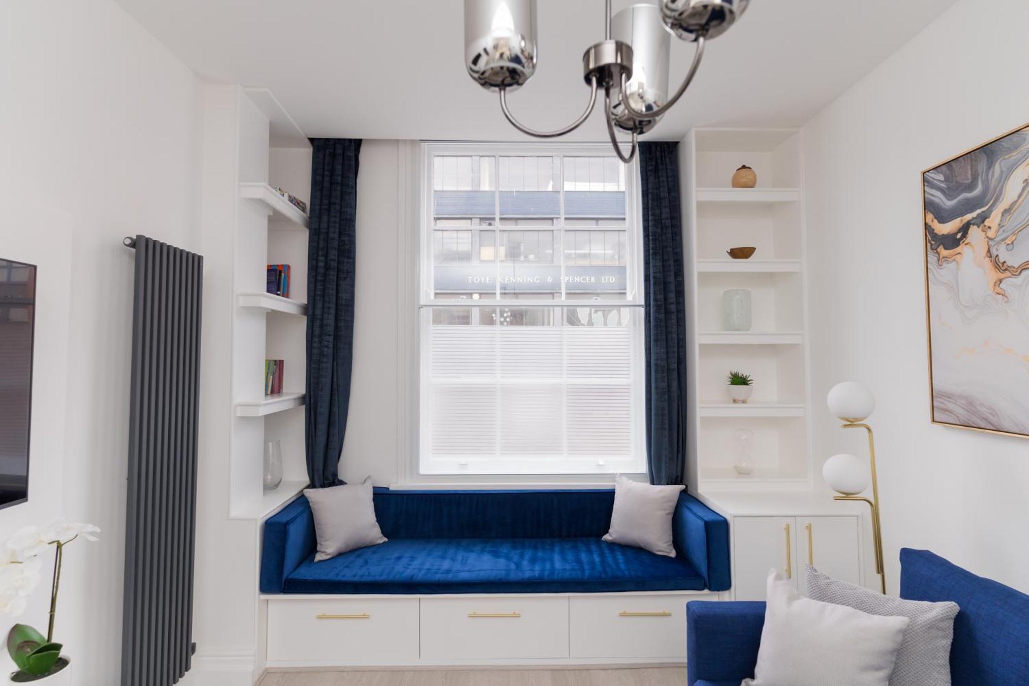 Luxurious 2 Bed Birmingham House Free Parking - Sleeps 6 아파트 외부 사진